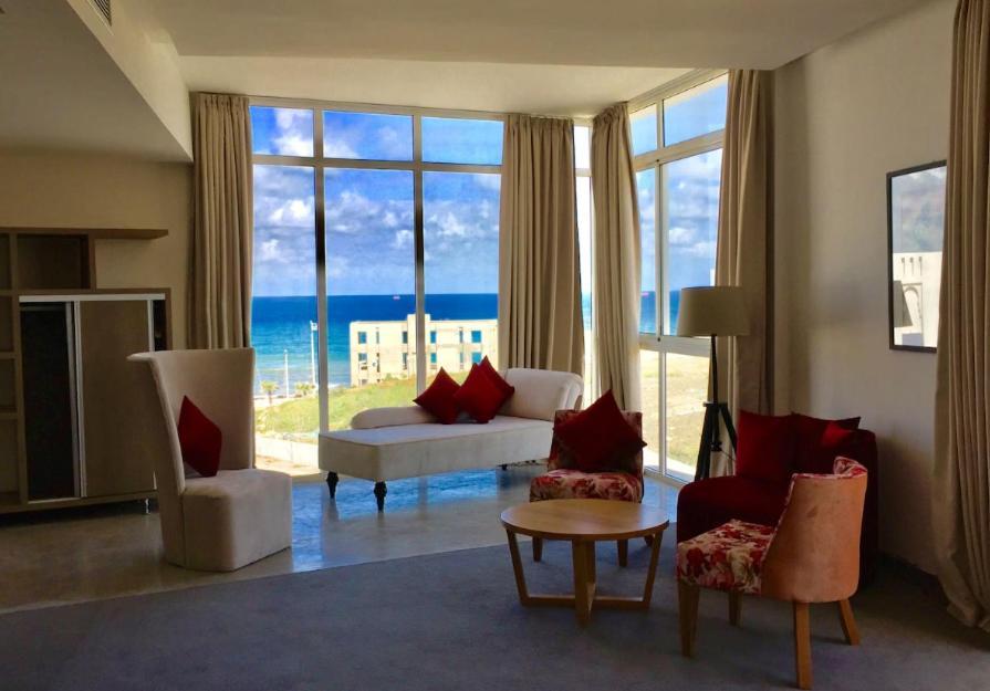 Mandarin Palace Hotel&Spa Tanger Exterior foto A living room at the hotel